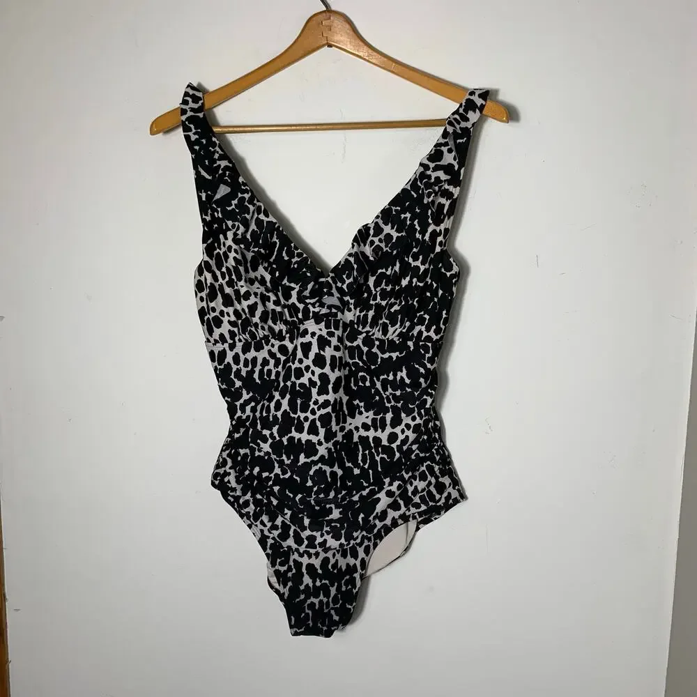 DKNY Women's Ruffle Plunge Underwire Tummy-Control OnePiece Swimsuit Size 18 EUC - Picture 3 of 4